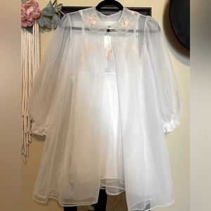 2 piece vintage peignoir set circa 50’s-60’s
